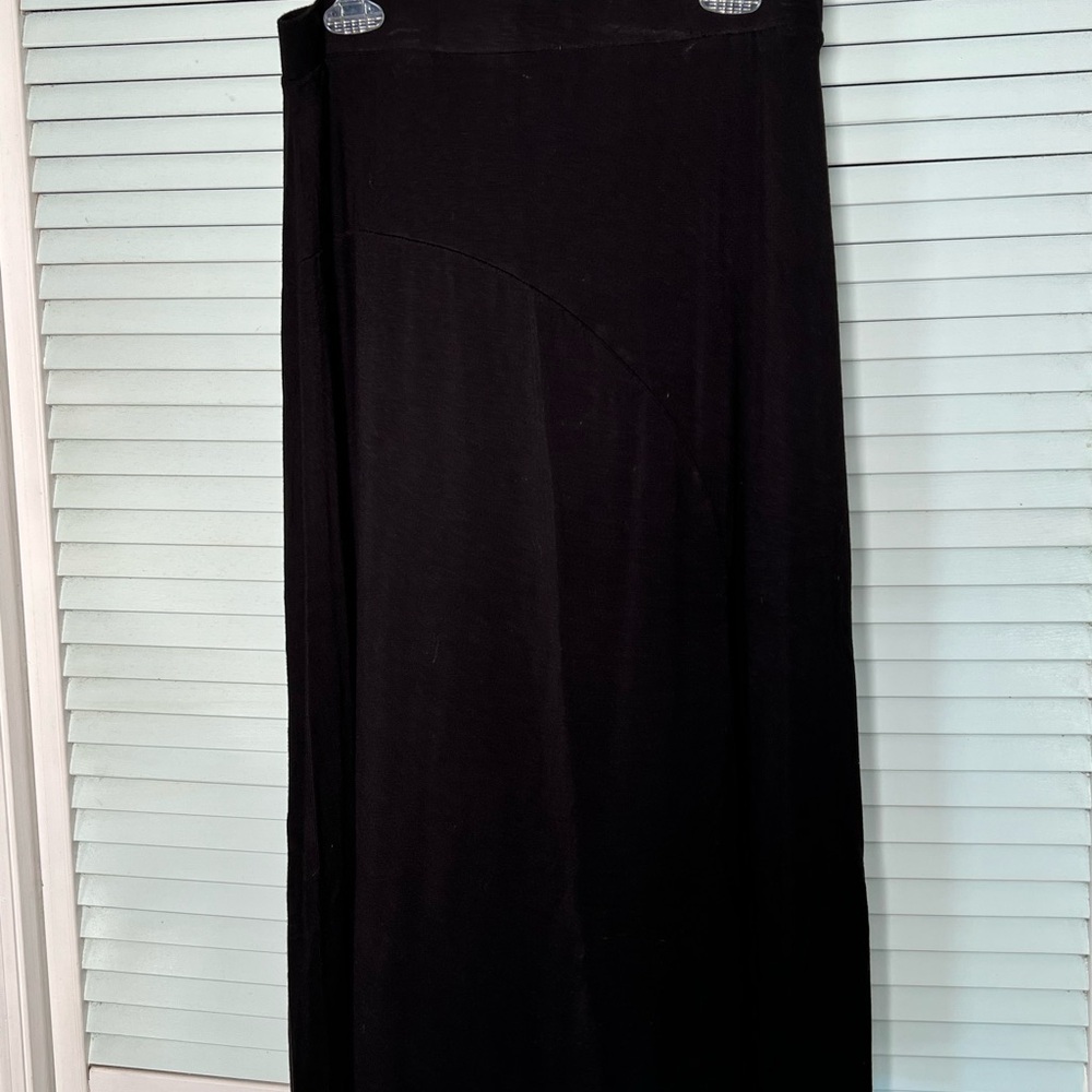 Elegant Black Women's Skirt